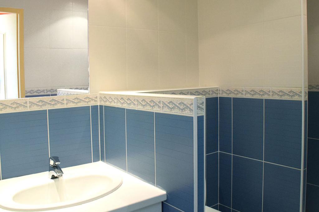 Hotel Les Cigalous Salavas Zewnętrze zdjęcie