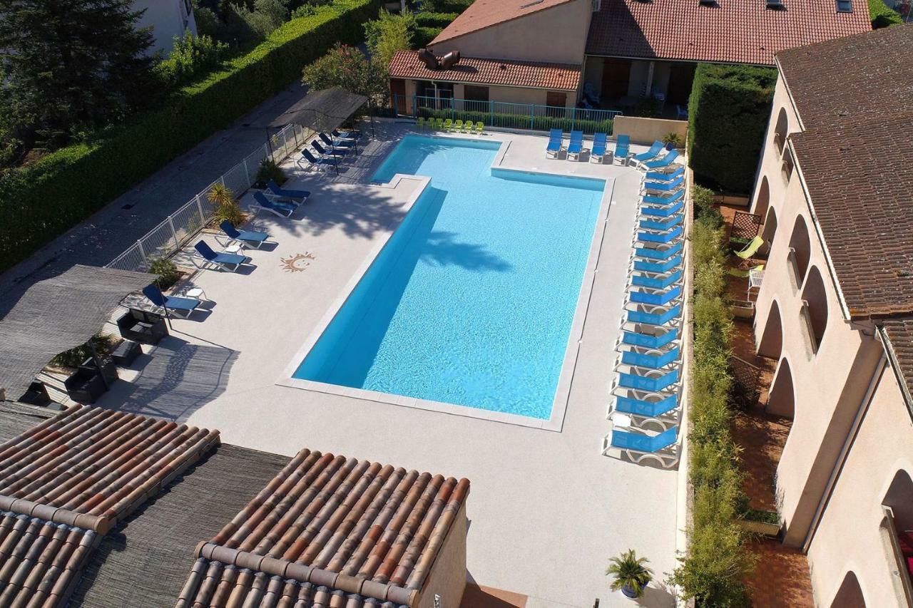 Hotel Les Cigalous Salavas Zewnętrze zdjęcie